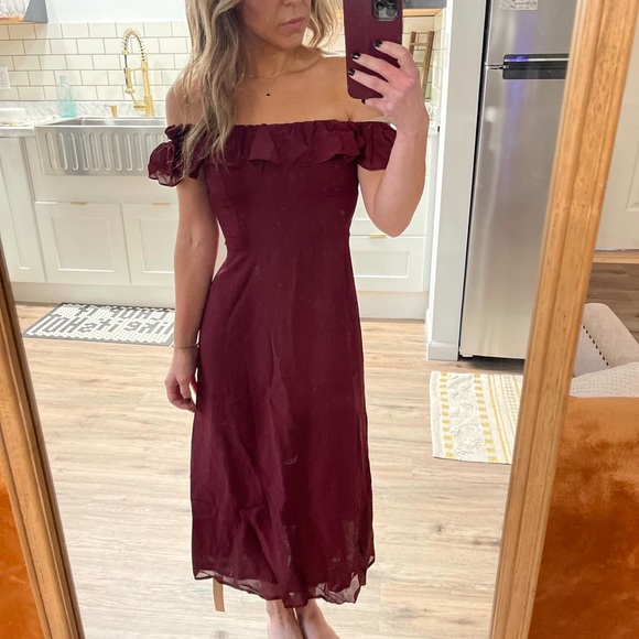 NWT Reformation Colette Dress plum square neck off shoulder ruffle 0 midi - Picture 3 of 4